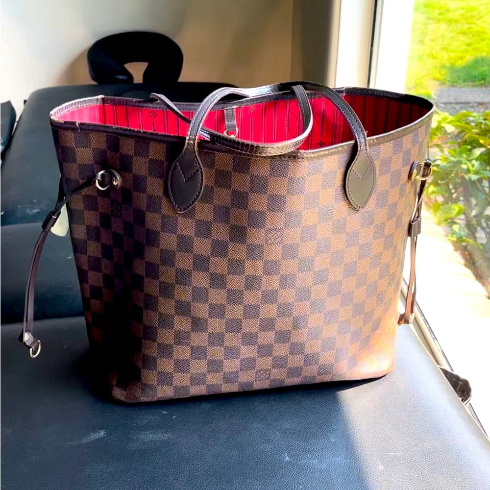 Louis Vuitton Neverfull MM Damier avenue Tote
